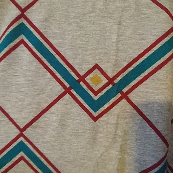 Julia - Picture 2 of 2